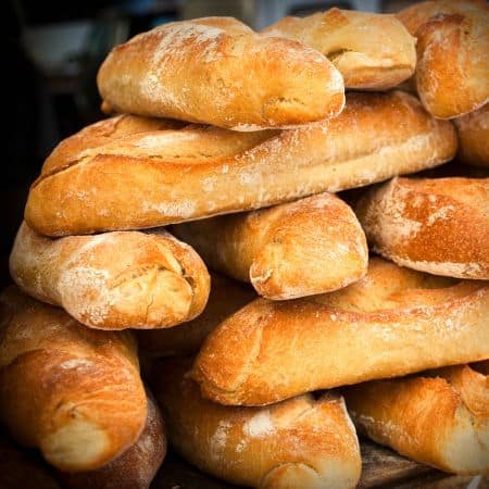 Louez un distributeur de baguette de pain